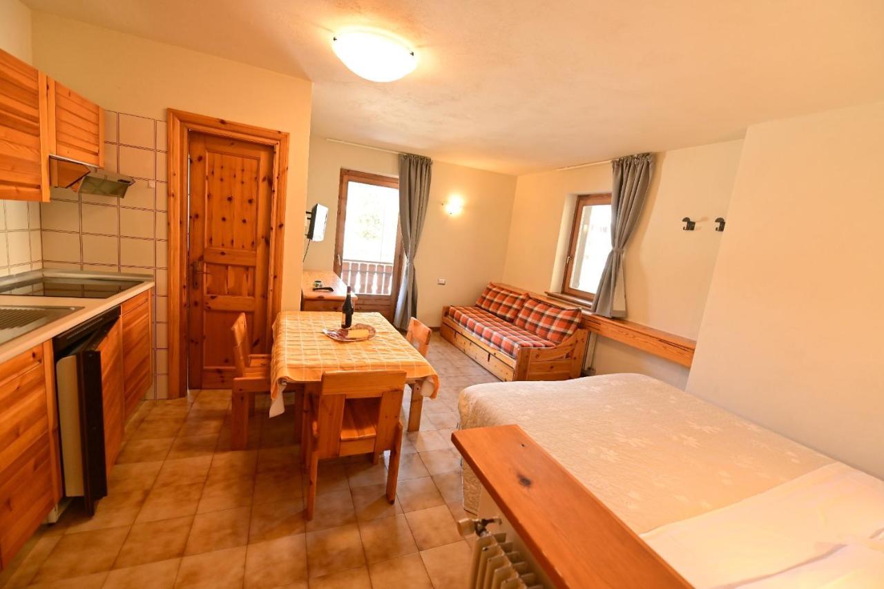 Residence Raethia Tra Bormio E Livigno Pradelle Екстер'єр фото