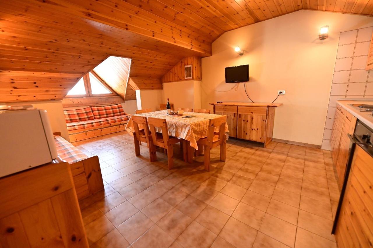 Residence Raethia Tra Bormio E Livigno Pradelle Екстер'єр фото