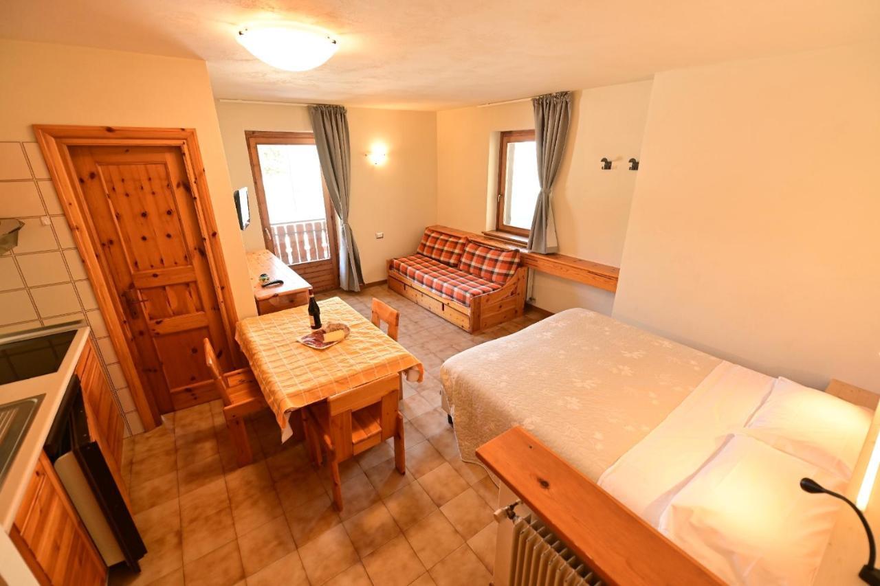 Residence Raethia Tra Bormio E Livigno Pradelle Екстер'єр фото