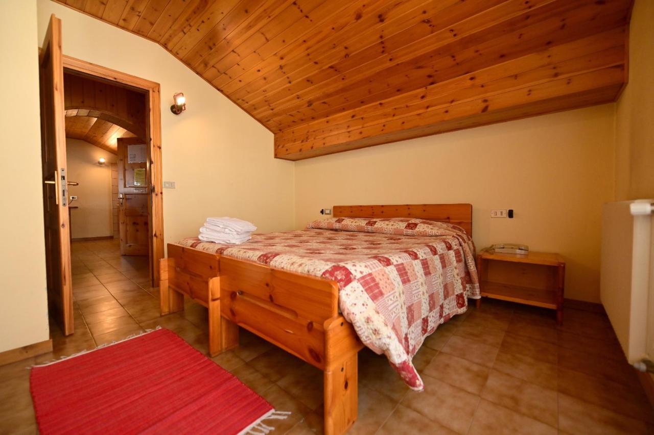 Residence Raethia Tra Bormio E Livigno Pradelle Екстер'єр фото