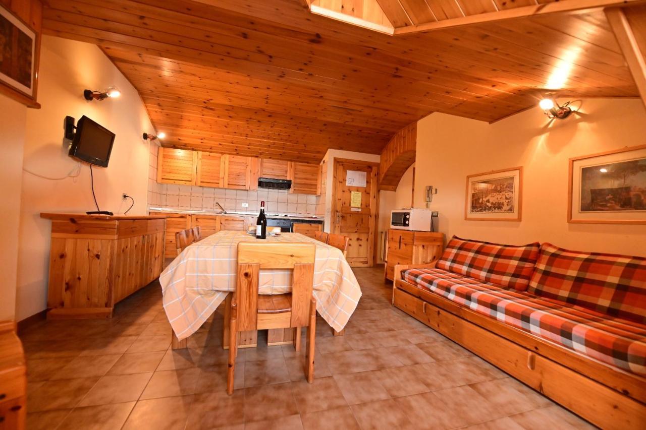 Residence Raethia Tra Bormio E Livigno Pradelle Екстер'єр фото