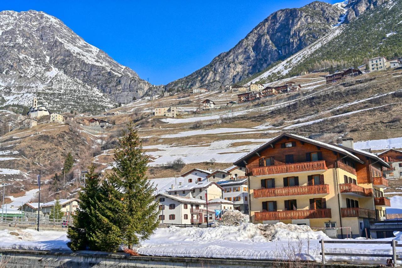 Residence Raethia Tra Bormio E Livigno Pradelle Екстер'єр фото