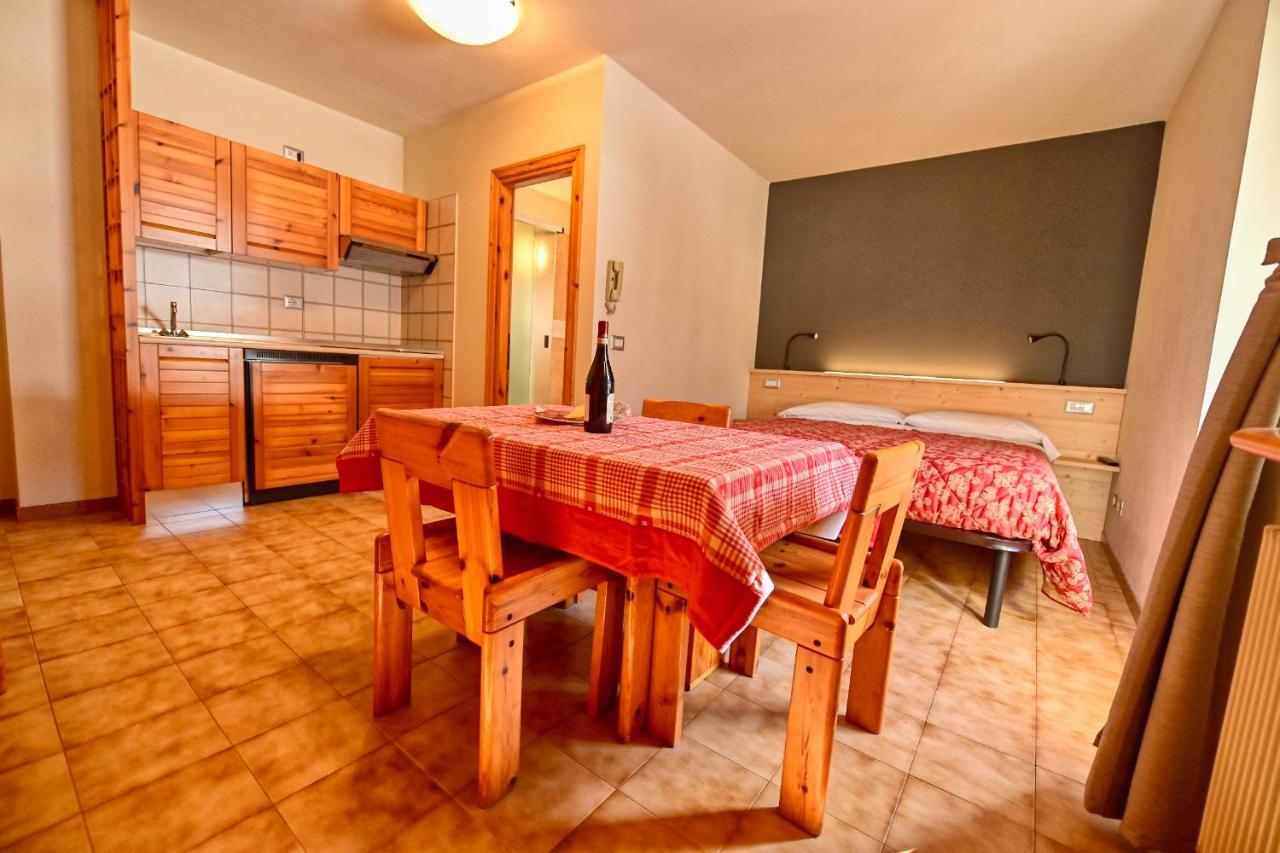 Residence Raethia Tra Bormio E Livigno Pradelle Екстер'єр фото