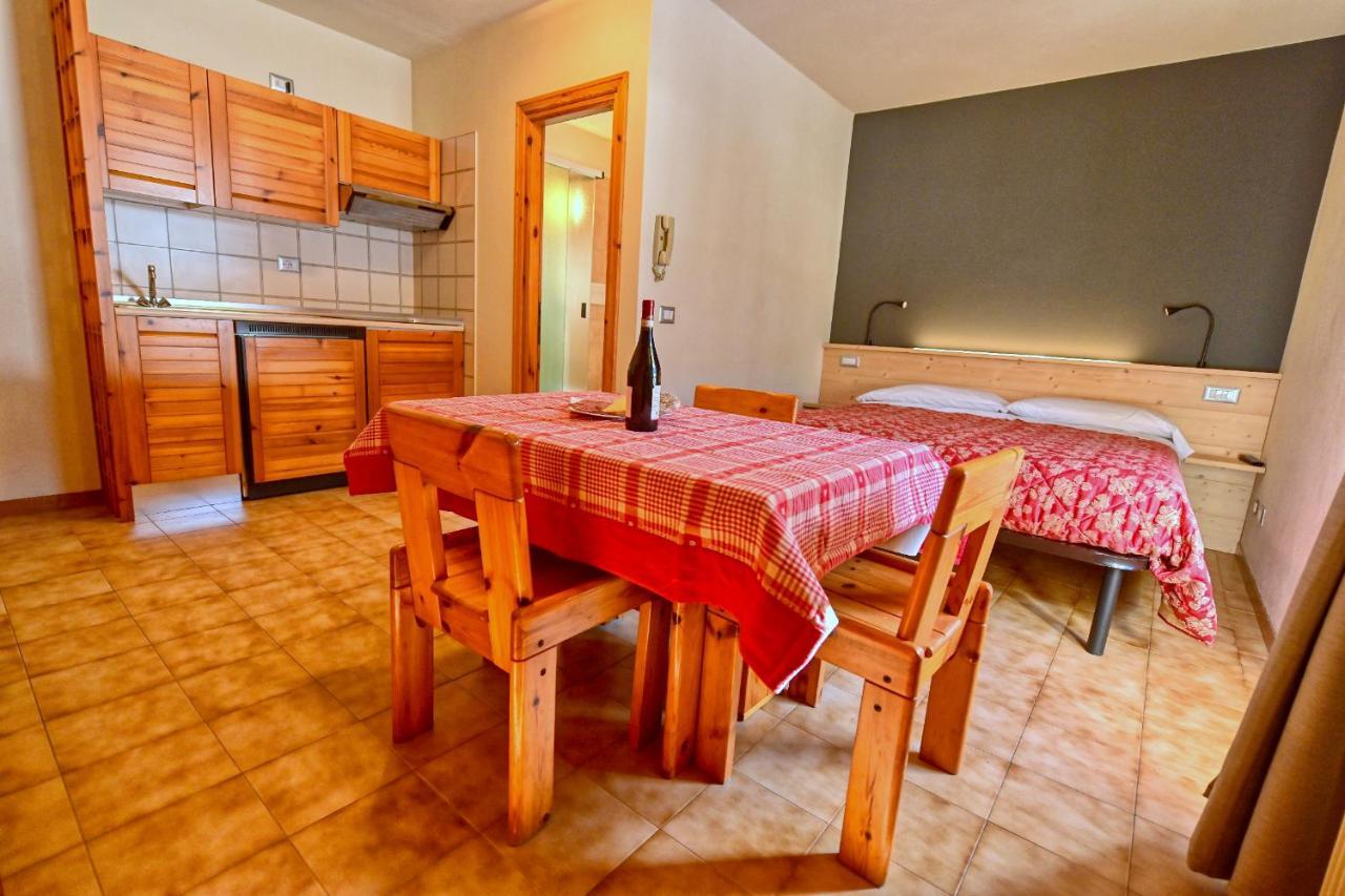 Residence Raethia Tra Bormio E Livigno Pradelle Екстер'єр фото