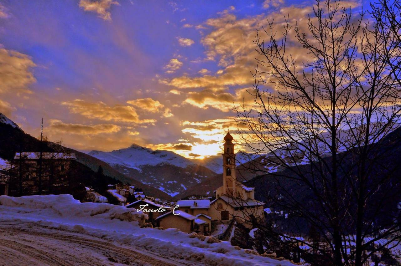 Residence Raethia Tra Bormio E Livigno Pradelle Екстер'єр фото