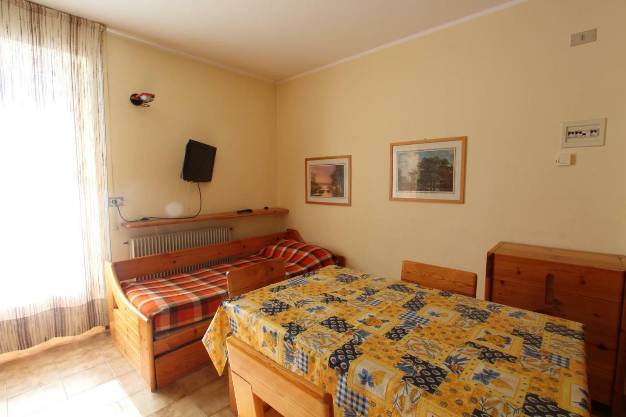 Residence Raethia Tra Bormio E Livigno Pradelle Екстер'єр фото